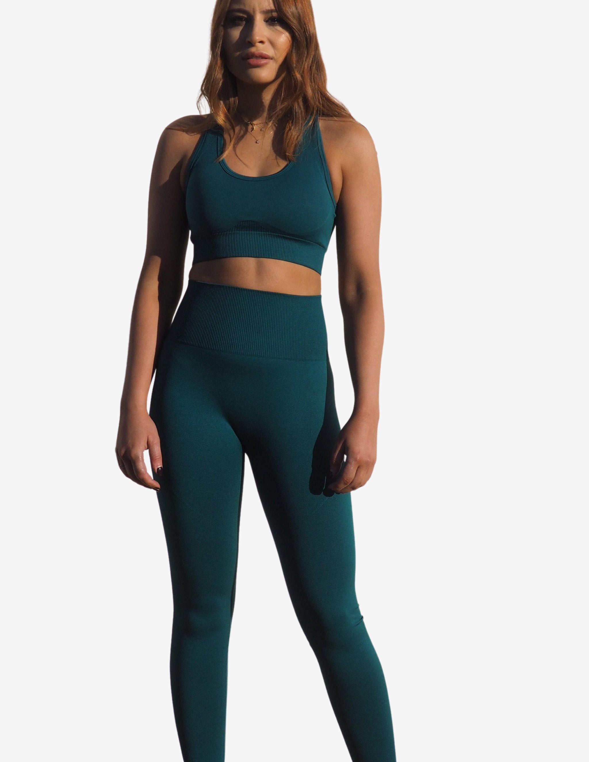 EMERALD SEAMLESS KNIT COMPRESSION SET, Gerry Can