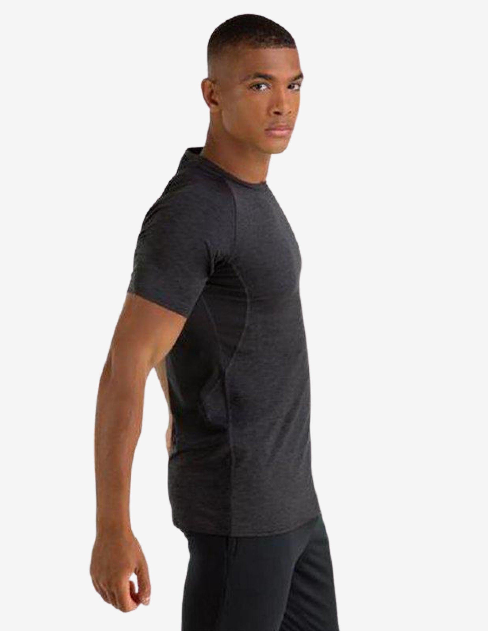 Glide T-shirt Black-T-shirt Man-Gymshark-Guru Muscle
